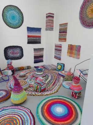 Installation, accumulation of many weaving results