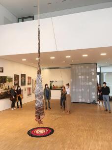 Mädchenfänger, Installation and Performance at the exhibition paradise lost#gender shift